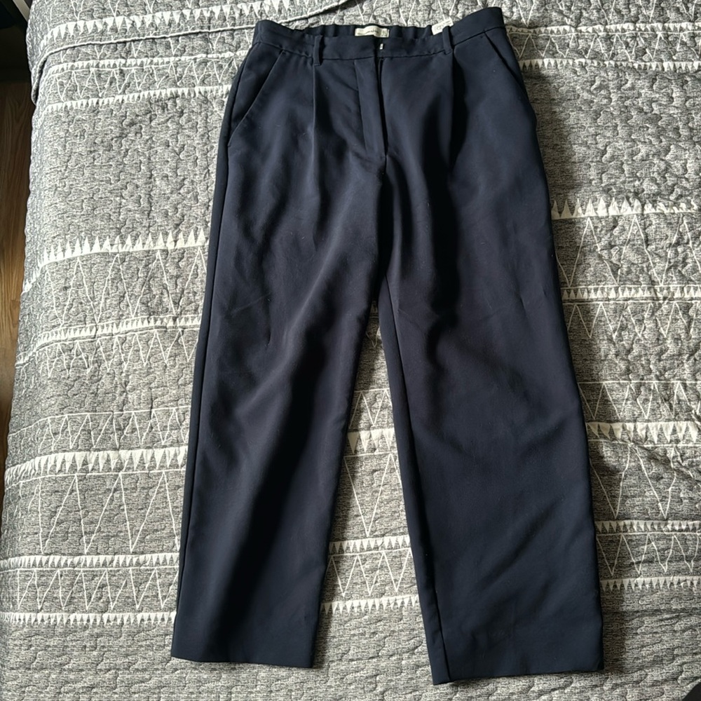 Abercrombie & Fitch Sloane Tailored Pants in Navy